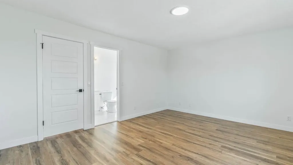 15 Taraglen Court NE Calgary AB t3j 2m6