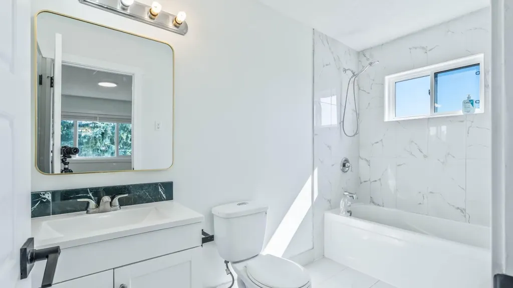 15 Taraglen Court NE Calgary AB t3j 2m6