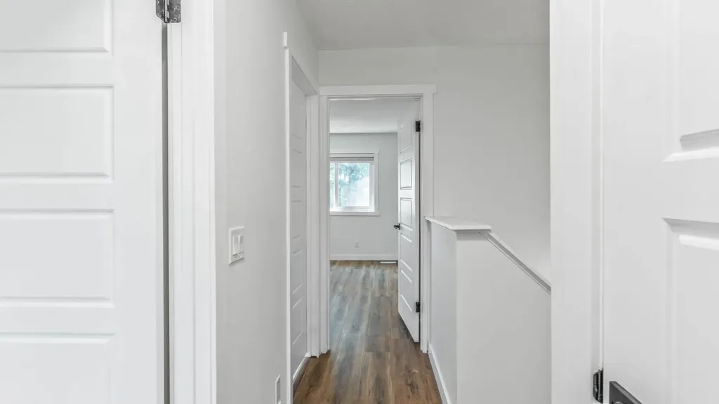 15 Taraglen Court NE Calgary AB t3j 2m6
