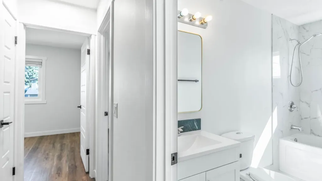 15 Taraglen Court NE Calgary AB t3j 2m6