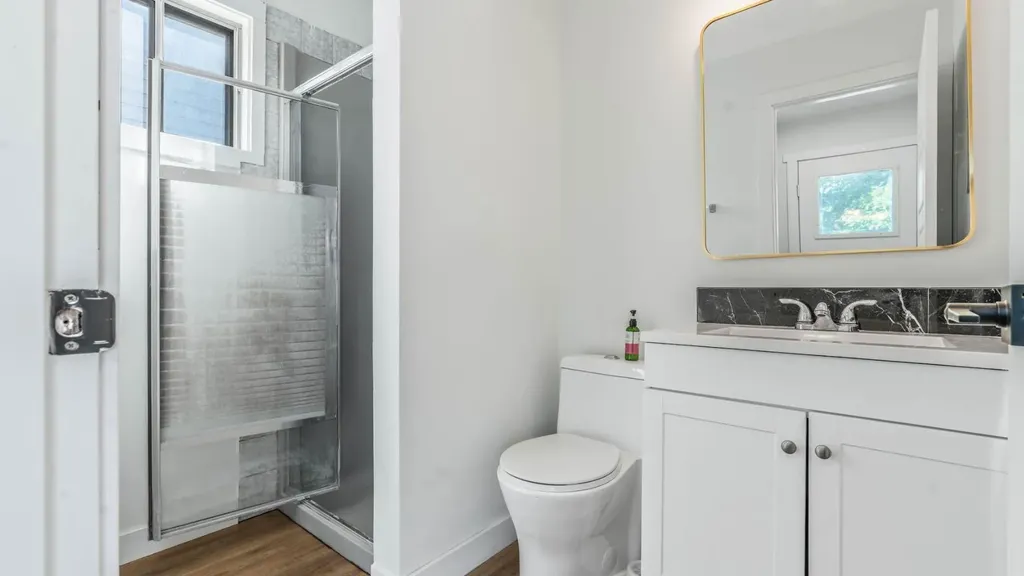 15 Taraglen Court NE Calgary AB t3j 2m6