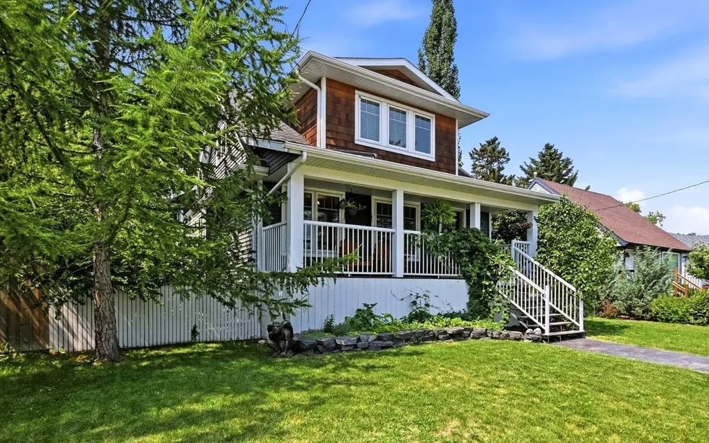 5808 43 Avenue Red Deer AB T4N3E6