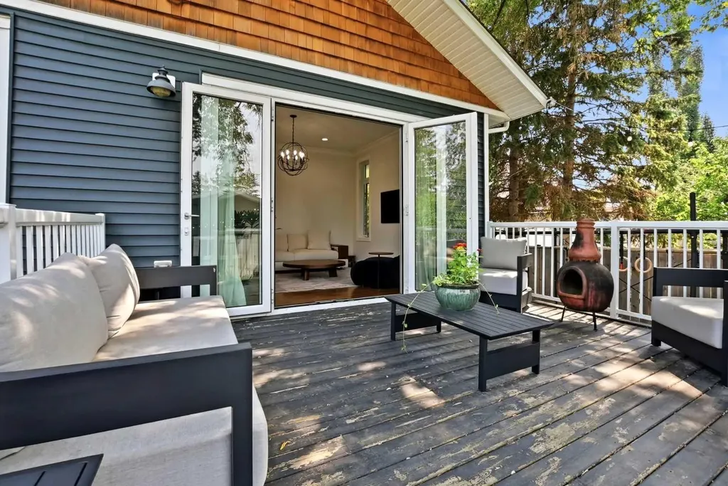 5808 43 Avenue Red Deer AB T4N3E6