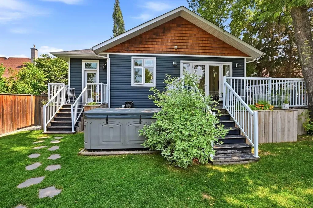 5808 43 Avenue Red Deer AB T4N3E6