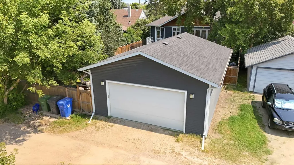 5808 43 Avenue Red Deer AB T4N3E6
