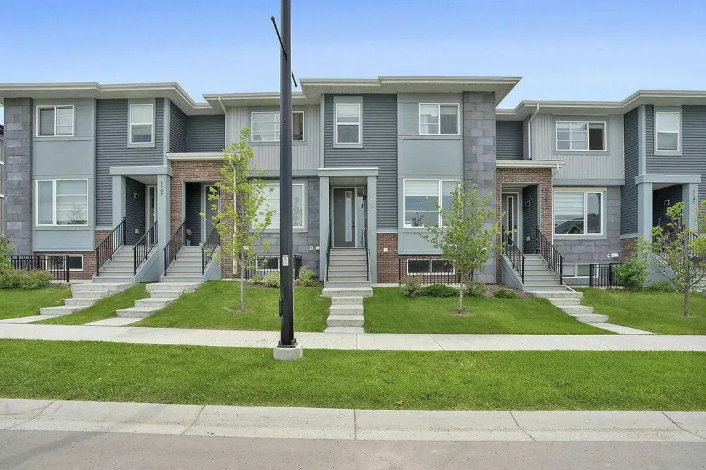 1139 Lanark Boulevard SE Airdrie AB T4A 3M9