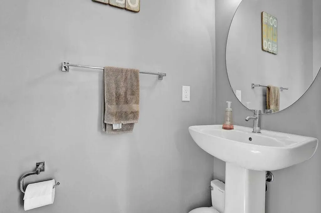 1139 Lanark Boulevard SE Airdrie AB T4A 3M9