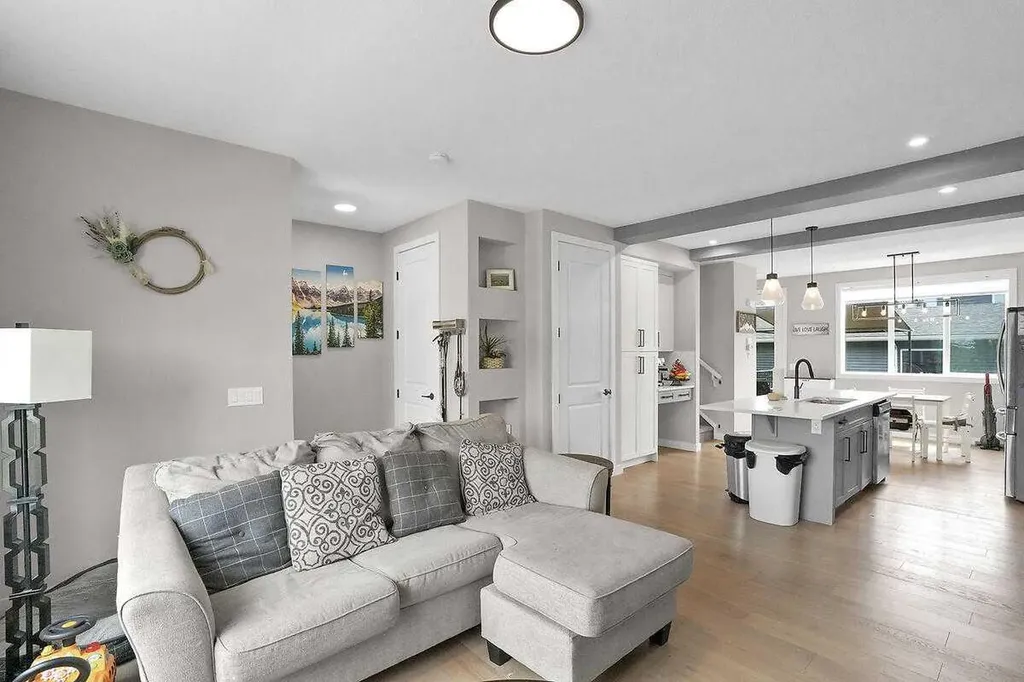 1139 Lanark Boulevard SE Airdrie AB T4A 3M9