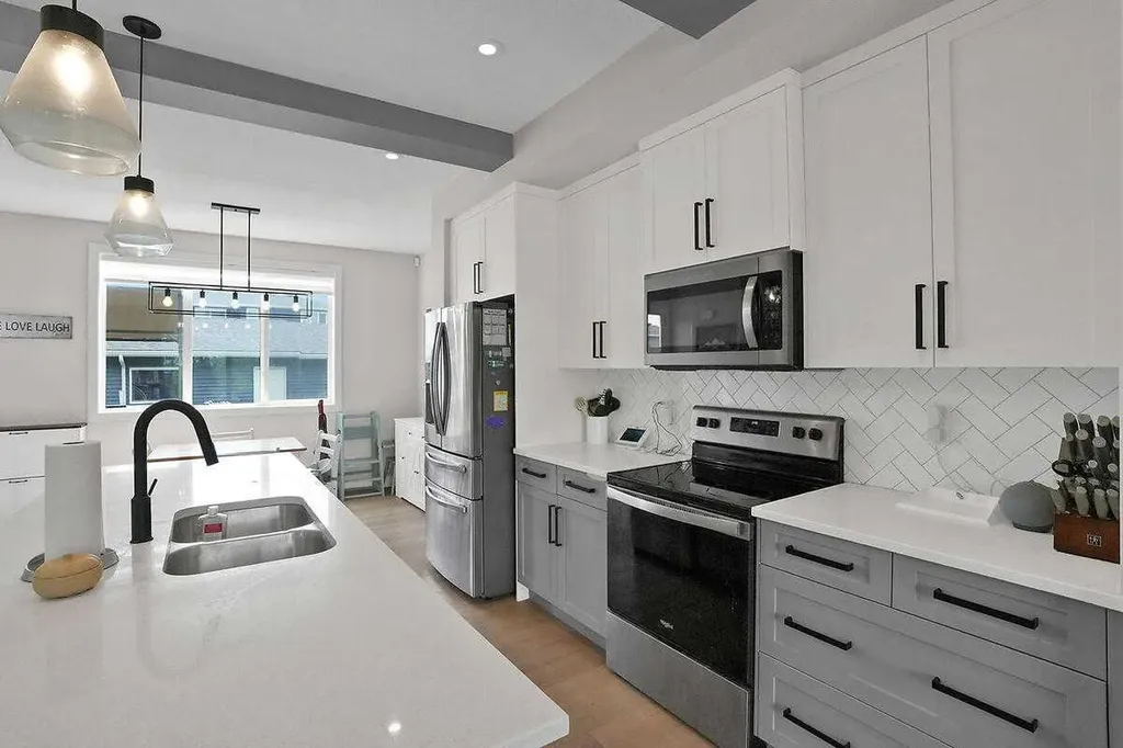 1139 Lanark Boulevard SE Airdrie AB T4A 3M9