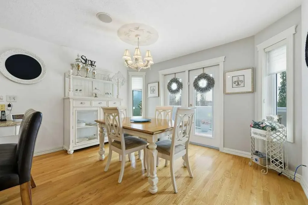 37 Ashmore Close Red Deer AB T4R 2R7