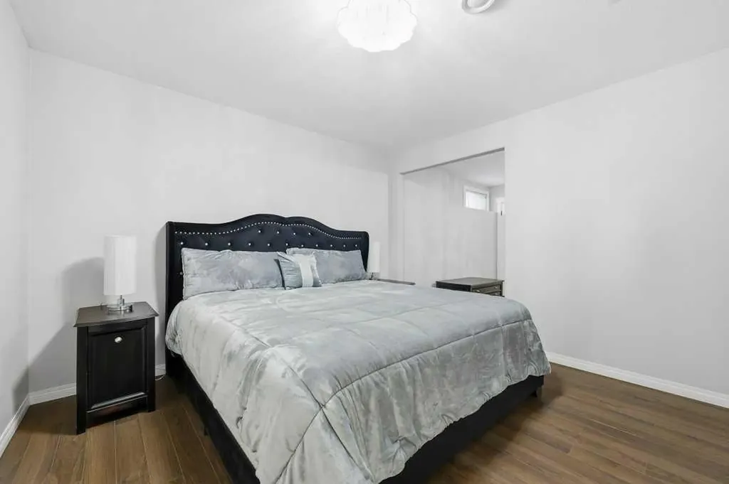37 Ashmore Close Red Deer AB T4R 2R7