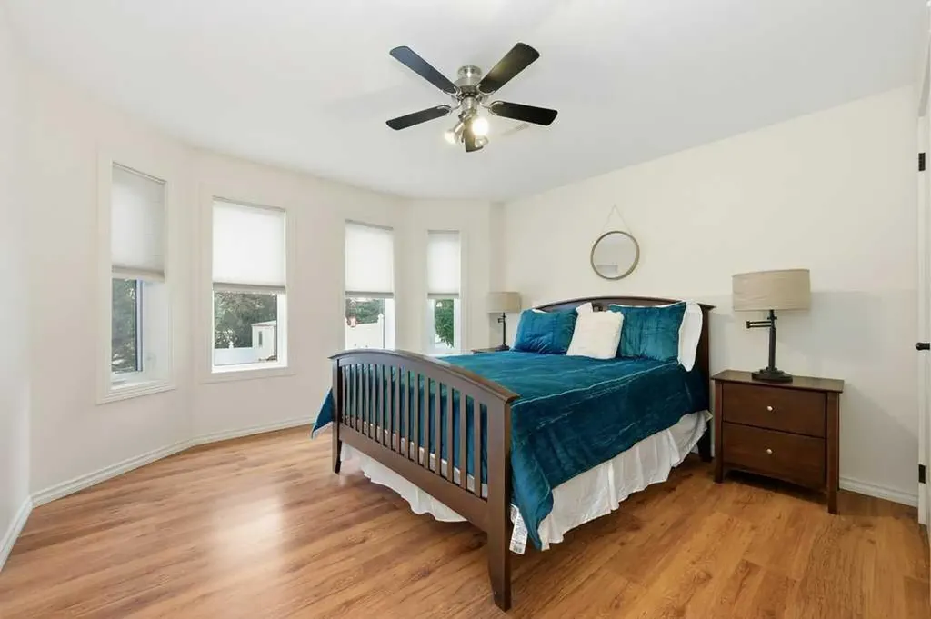 37 Ashmore Close Red Deer AB T4R 2R7