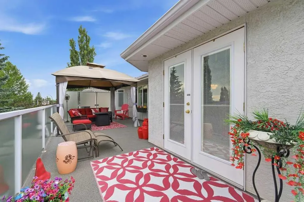 37 Ashmore Close Red Deer AB T4R 2R7