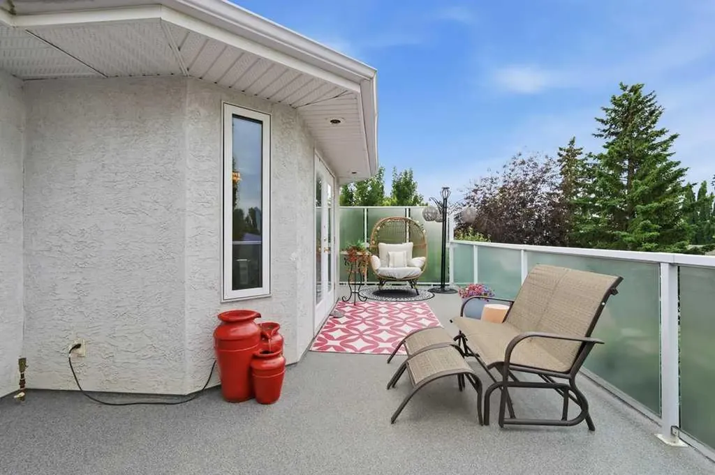 37 Ashmore Close Red Deer AB T4R 2R7