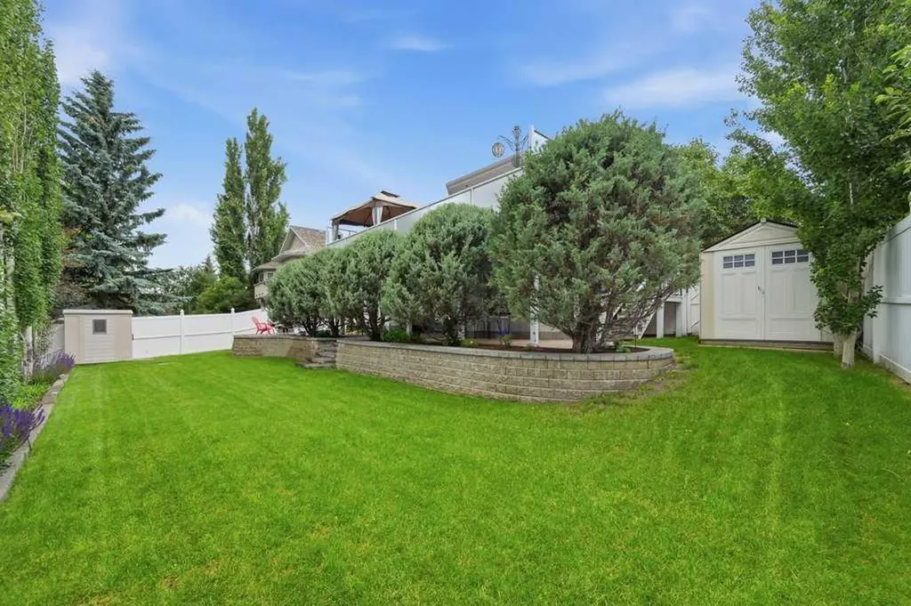 37 Ashmore Close Red Deer AB T4R 2R7