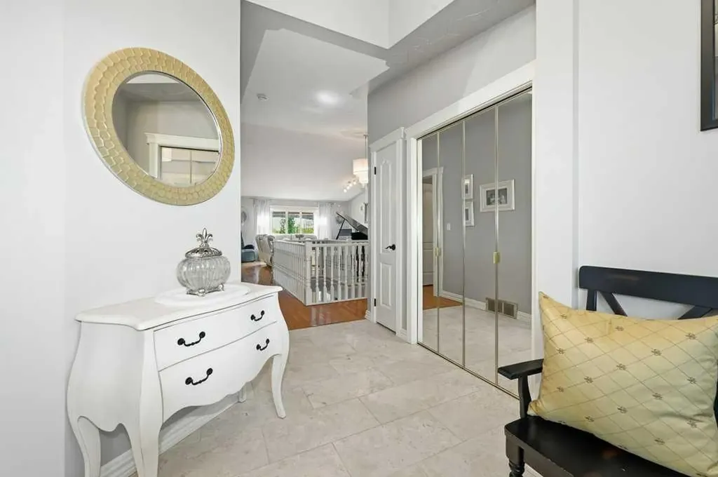 37 Ashmore Close Red Deer AB T4R 2R7