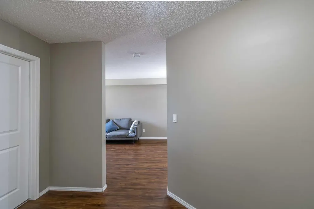 5 Saddlestone Way NE Calgary AB T3J0S2