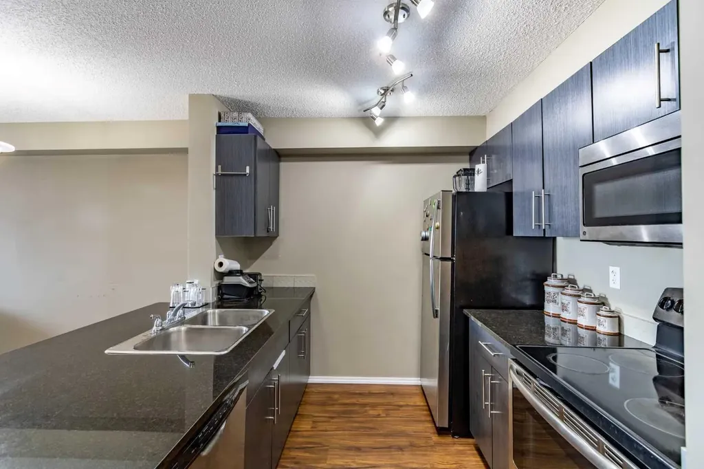 5 Saddlestone Way NE Calgary AB T3J0S2