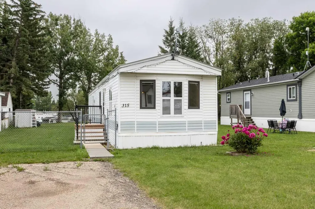 315 Meadow Drive Benalto AB T0M 0H0