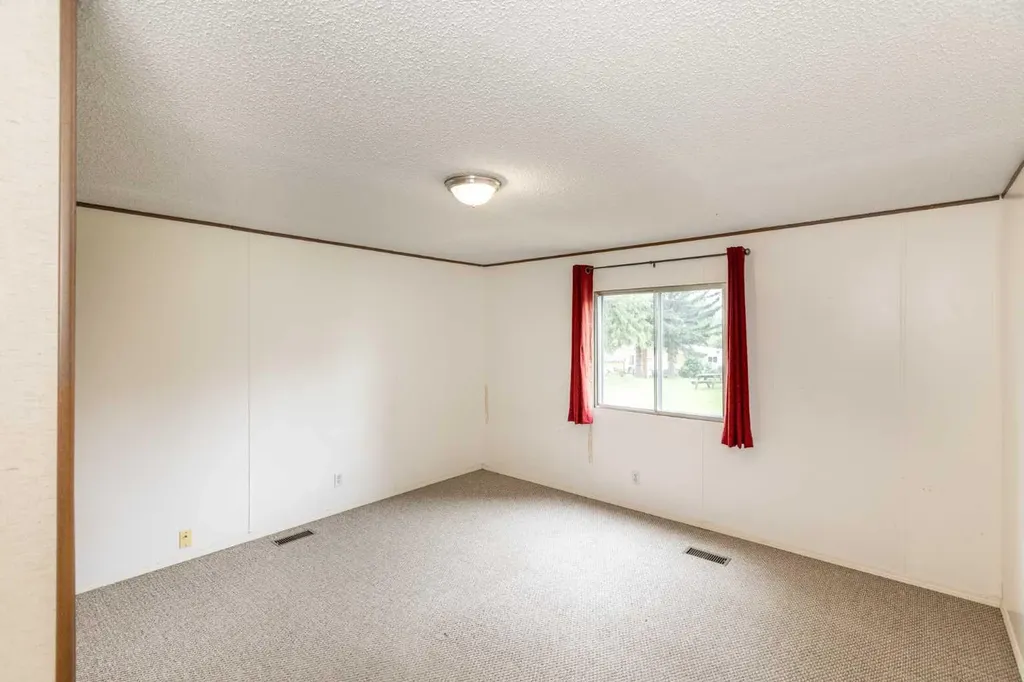 315 Meadow Drive Benalto AB T0M 0H0