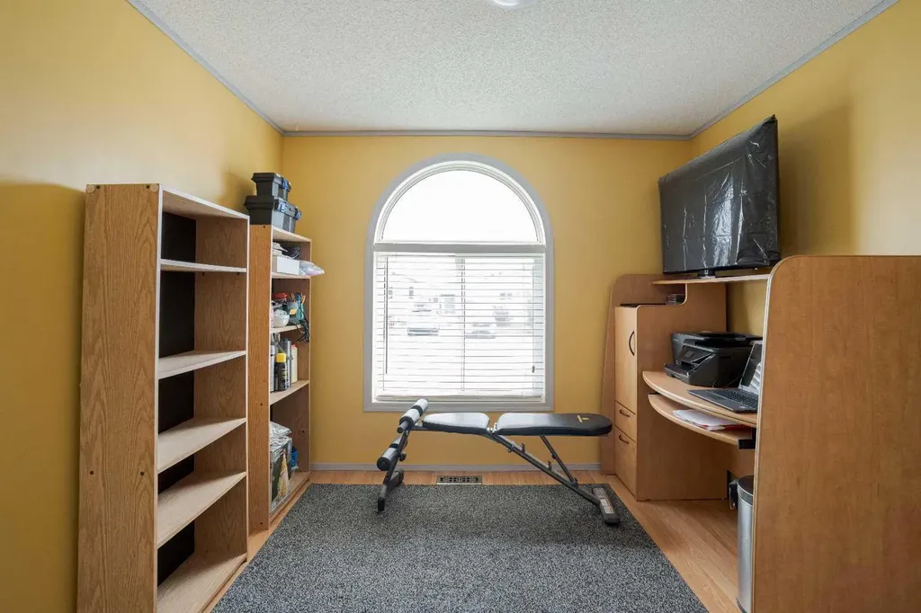 107 Cree Lane Fort Mcmurray AB T9K1Y5