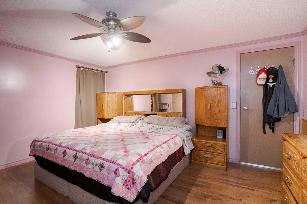 107 Cree Lane Fort Mcmurray AB T9K1Y5