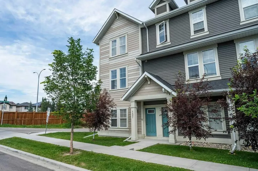 157 South Point Court SW Airdrie AB T4B 0X2