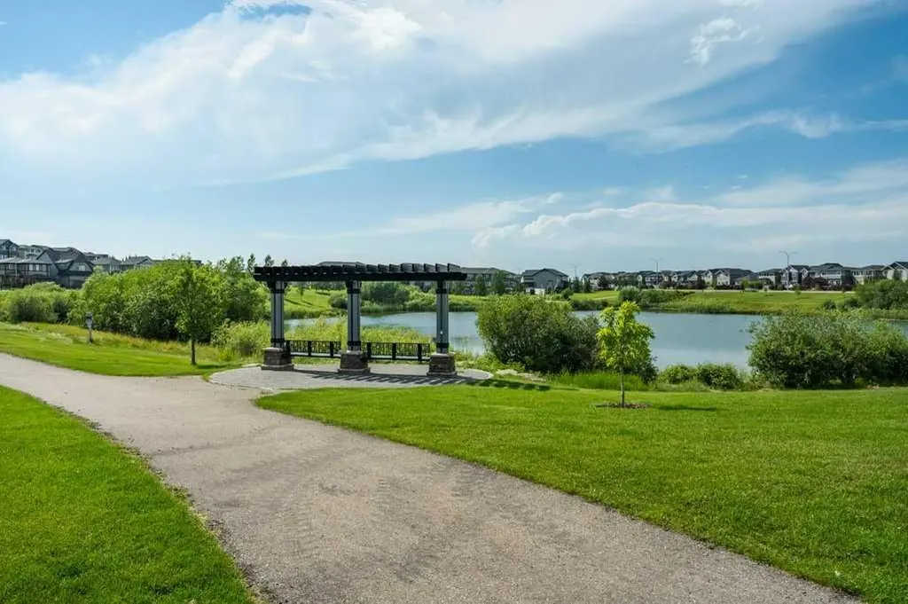 157 South Point Court SW Airdrie AB T4B 0X2