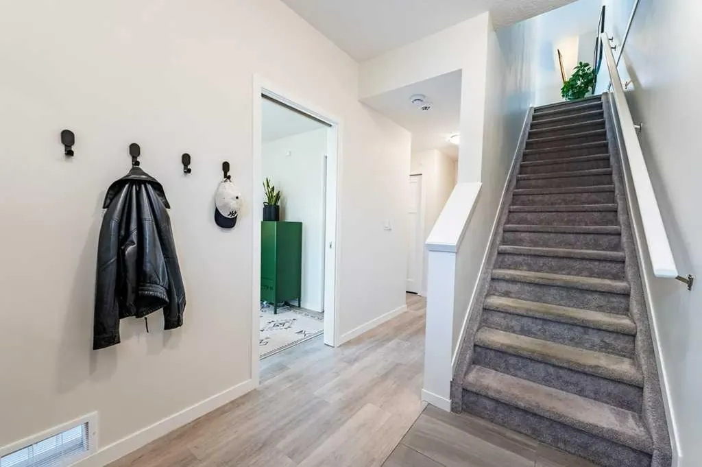 157 South Point Court SW Airdrie AB T4B 0X2