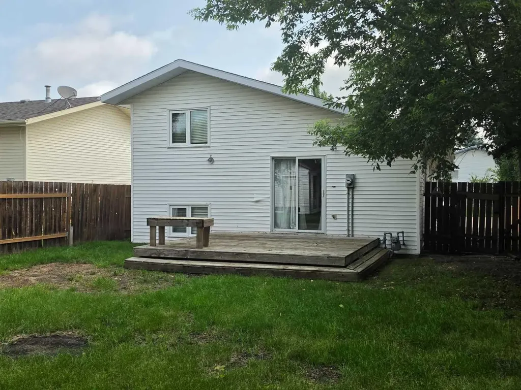 2606 46th Avenue Lloydminster SK S9V1S3