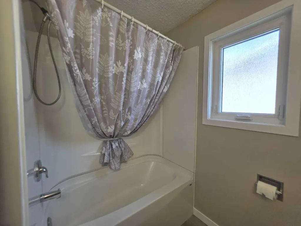 2606 46th Avenue Lloydminster SK S9V1S3