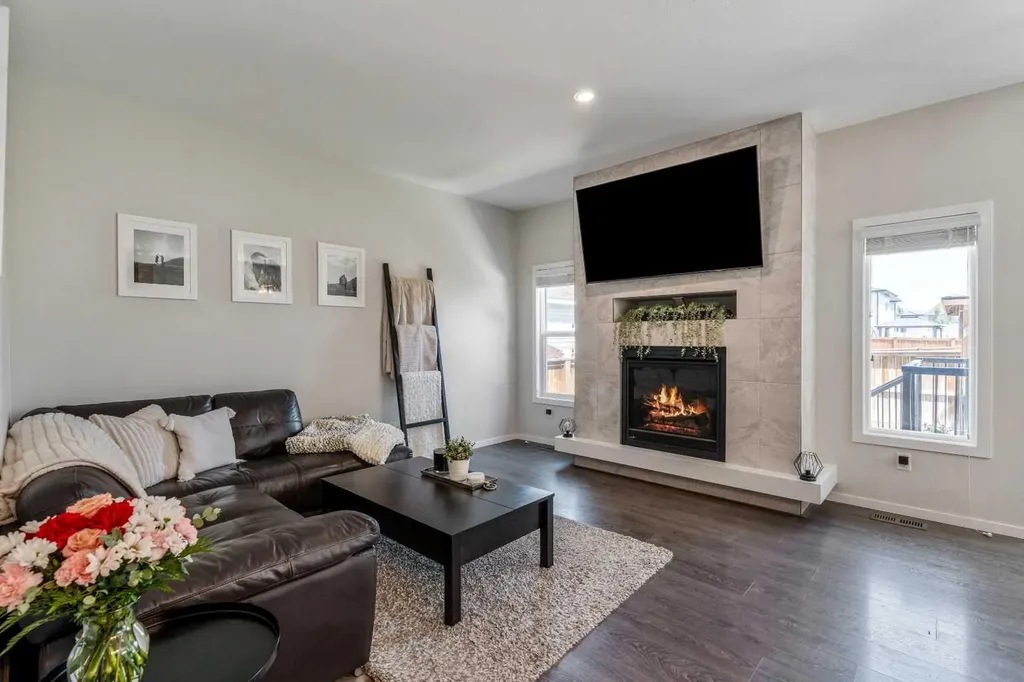159 Pacific Landing W Lethbridge AB T1J 5N2