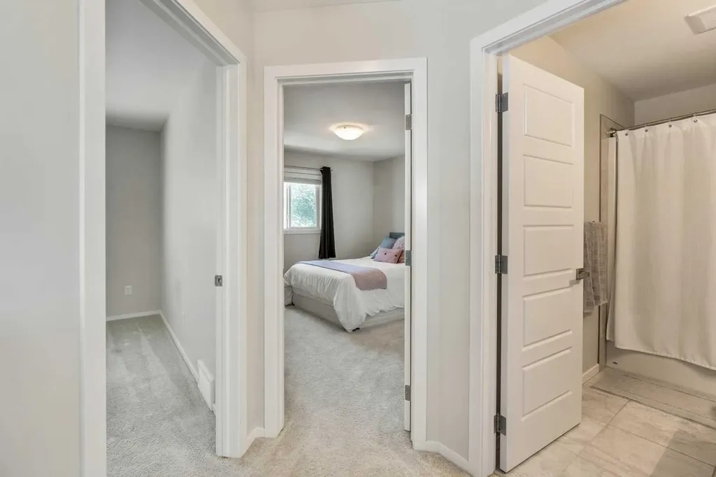 159 Pacific Landing W Lethbridge AB T1J 5N2