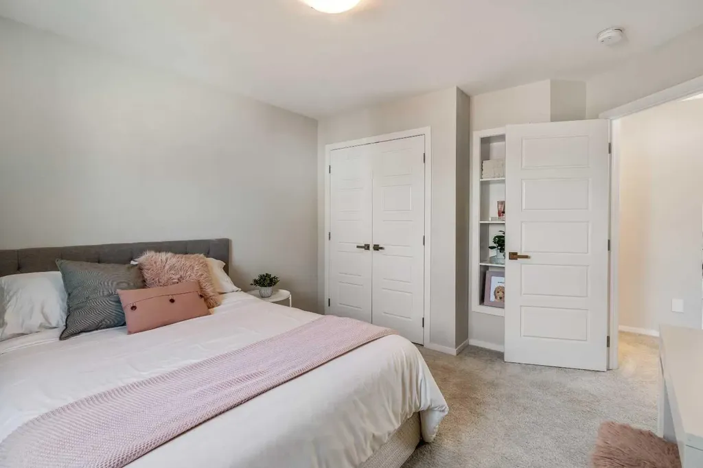 159 Pacific Landing W Lethbridge AB T1J 5N2