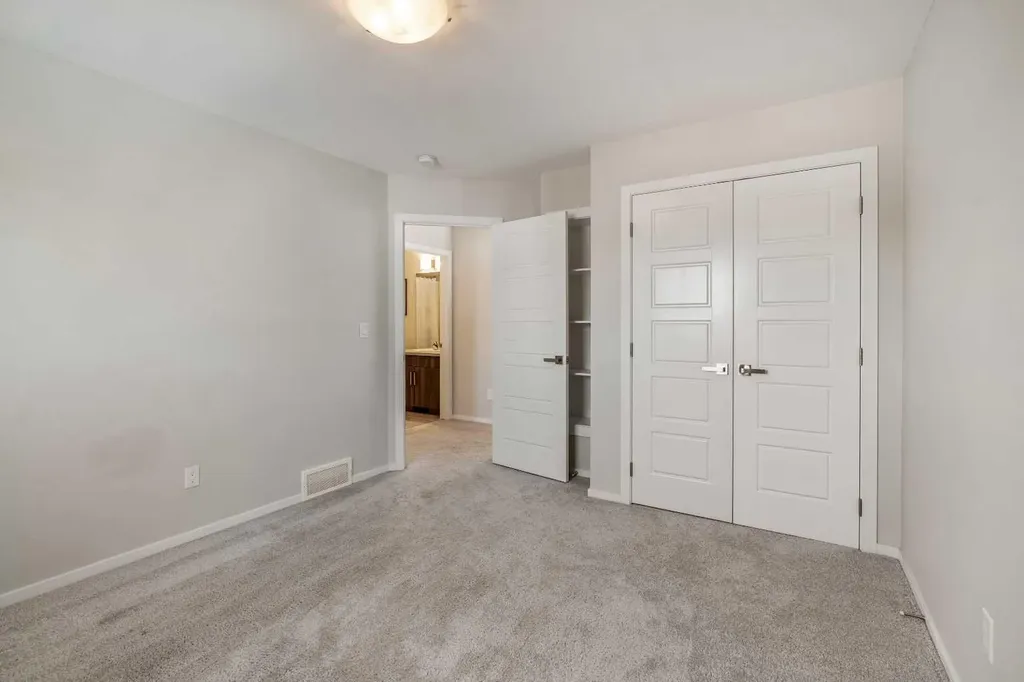 159 Pacific Landing W Lethbridge AB T1J 5N2