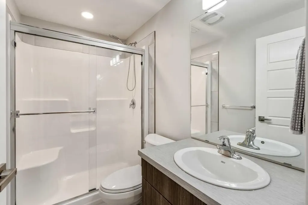 159 Pacific Landing W Lethbridge AB T1J 5N2