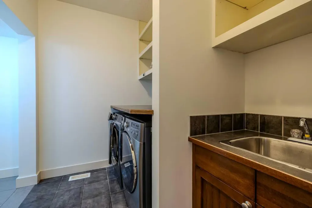 1835 Evergreen Drive SW Calgary AB T2Y5B1