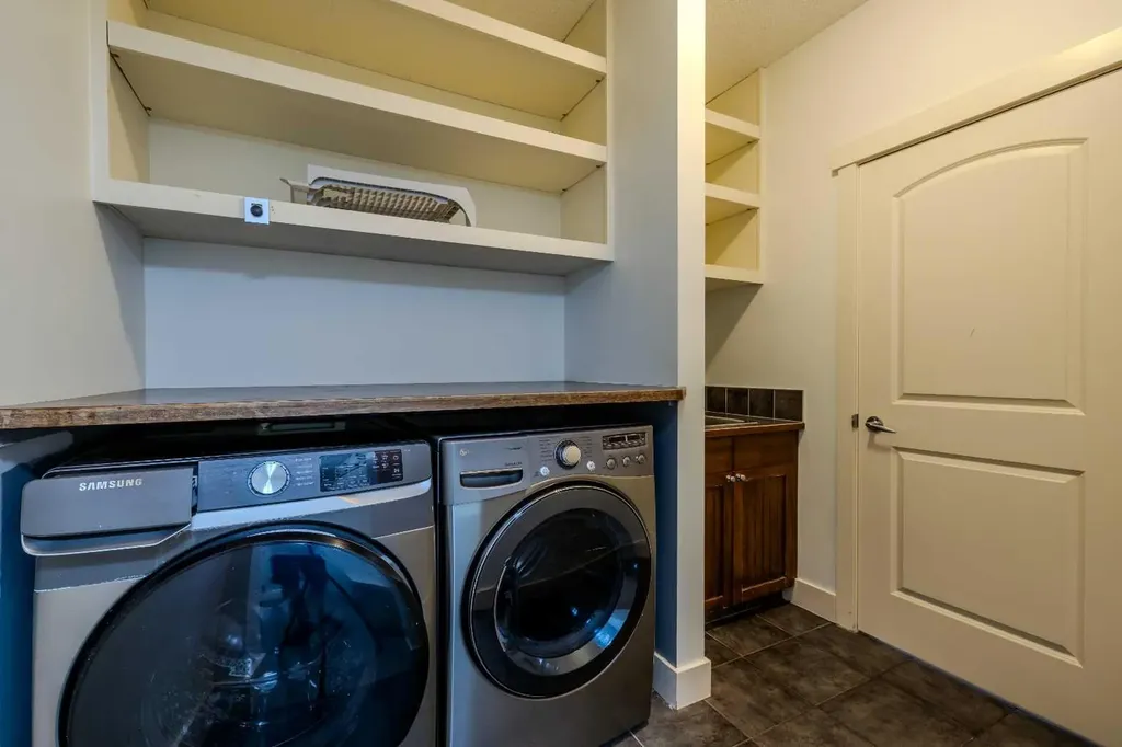 1835 Evergreen Drive SW Calgary AB T2Y5B1