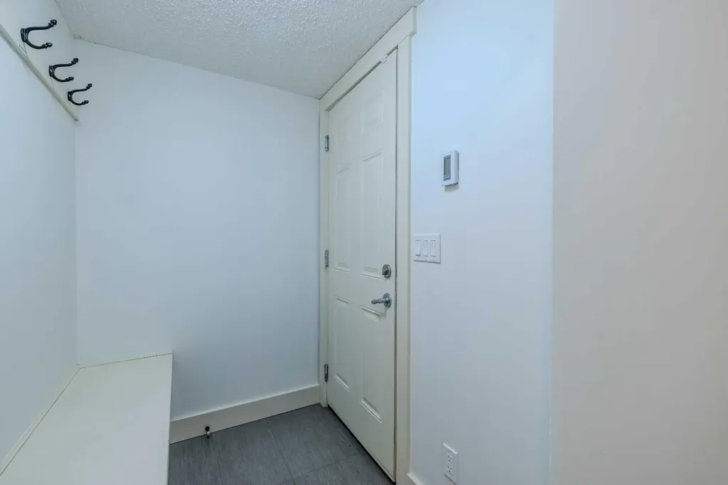 1835 Evergreen Drive SW Calgary AB T2Y5B1