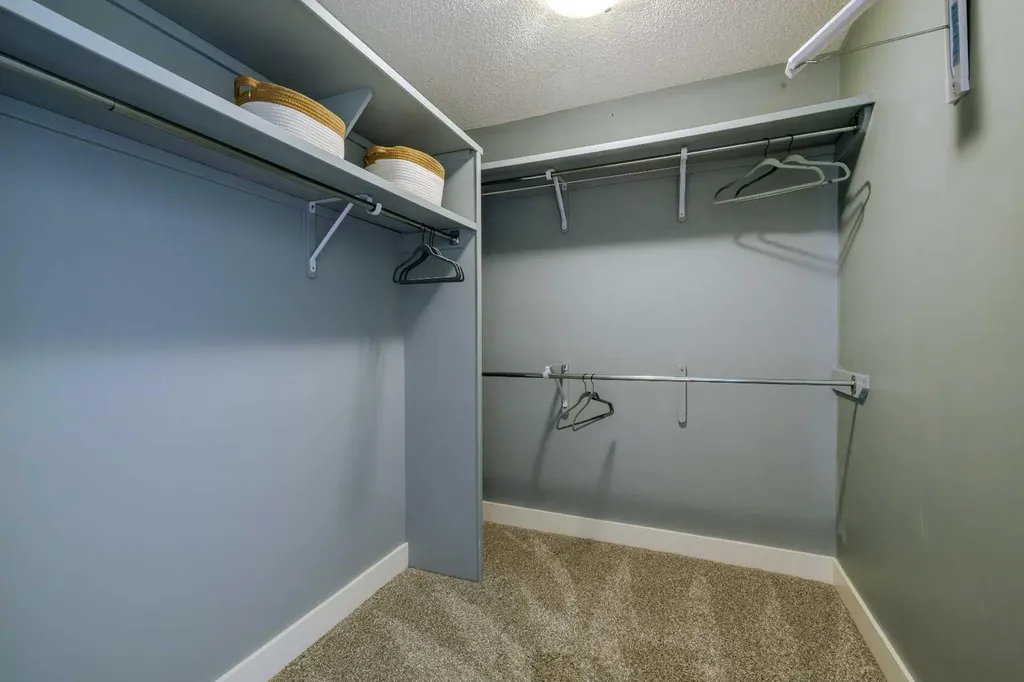 1835 Evergreen Drive SW Calgary AB T2Y5B1