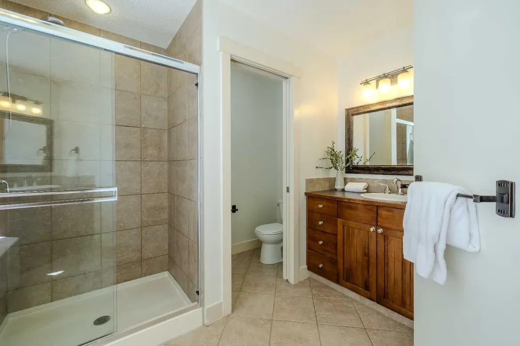 1835 Evergreen Drive SW Calgary AB T2Y5B1