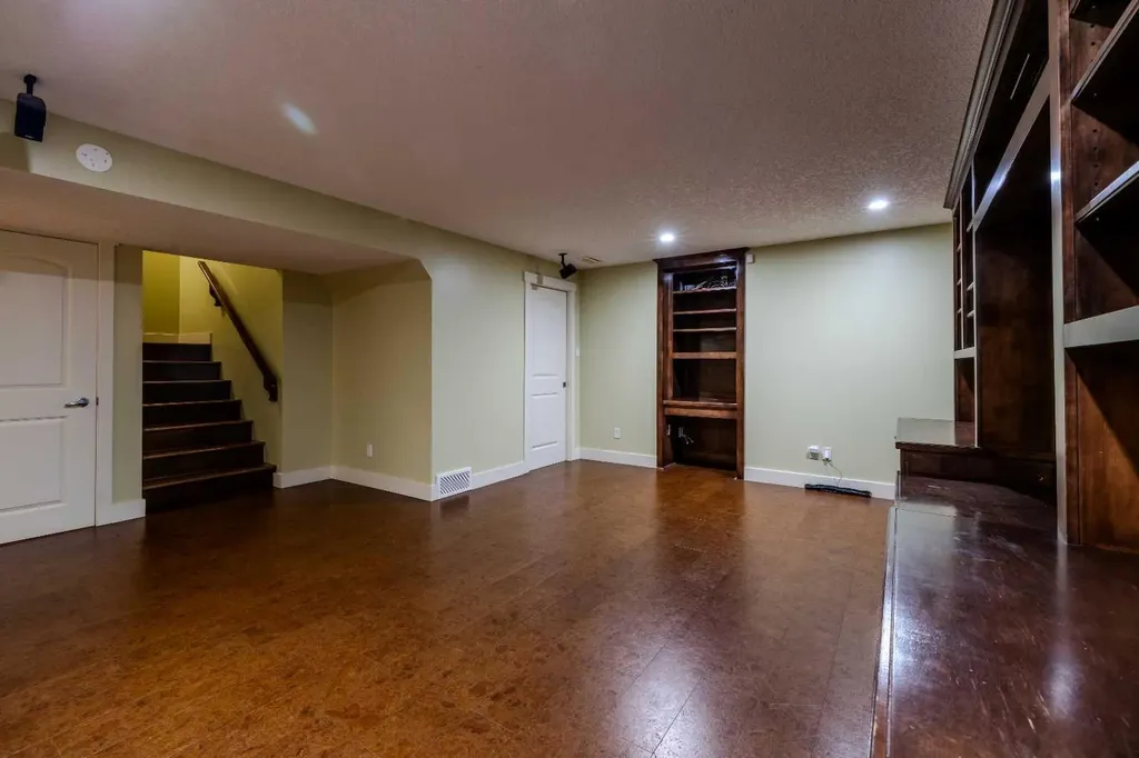 1835 Evergreen Drive SW Calgary AB T2Y5B1