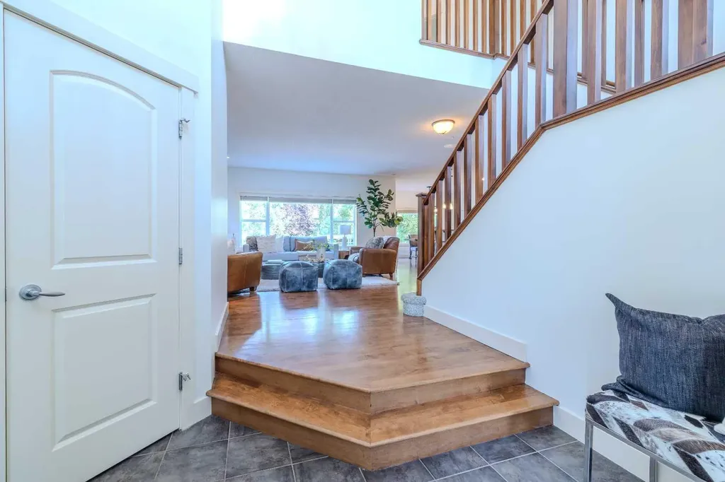 1835 Evergreen Drive SW Calgary AB T2Y5B1