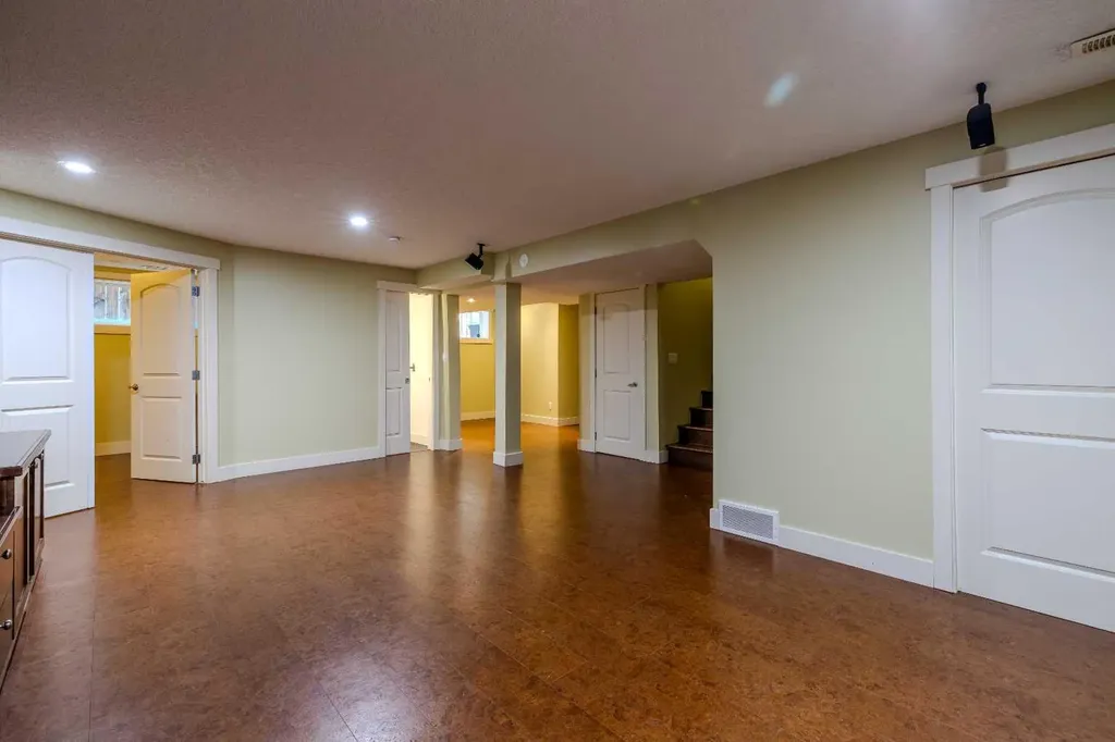 1835 Evergreen Drive SW Calgary AB T2Y5B1