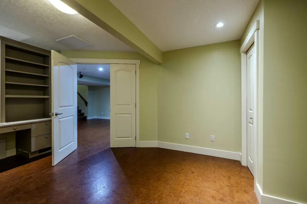 1835 Evergreen Drive SW Calgary AB T2Y5B1
