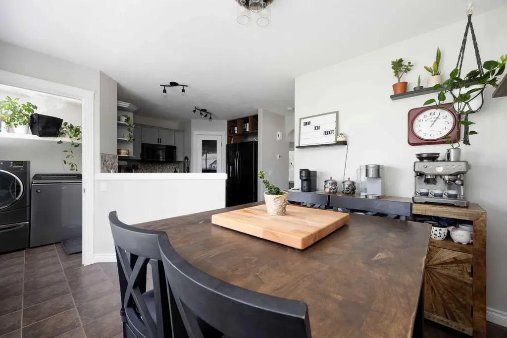 369 Diefenbaker Drive Fort Mcmurray AB T9K 2K3