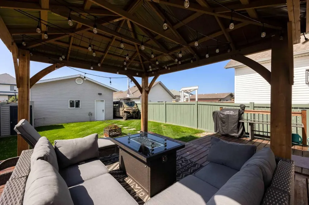 369 Diefenbaker Drive Fort Mcmurray AB T9K 2K3
