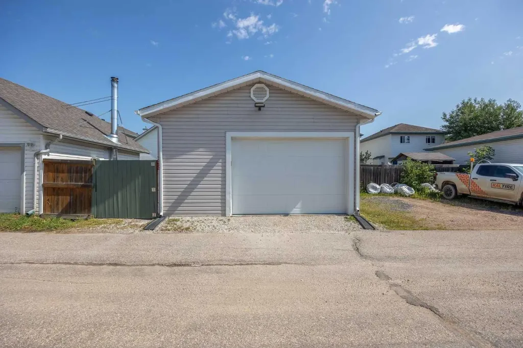 369 Diefenbaker Drive Fort Mcmurray AB T9K 2K3