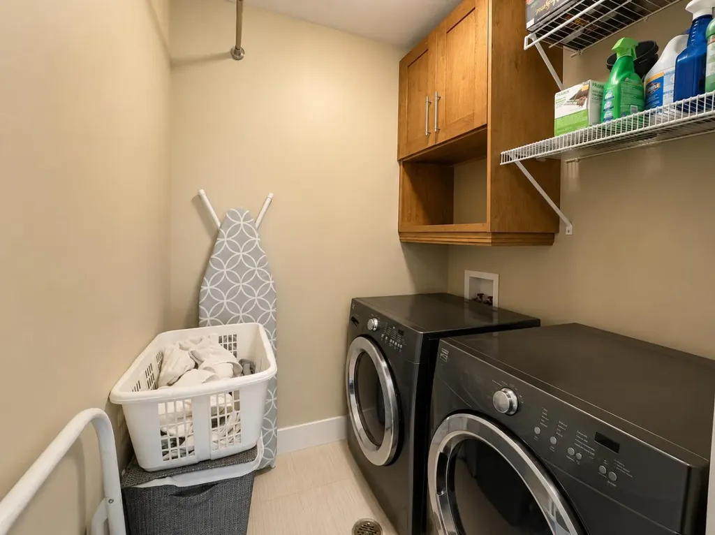5905 71 Avenue Rocky Mountain House AB T4T0A6
