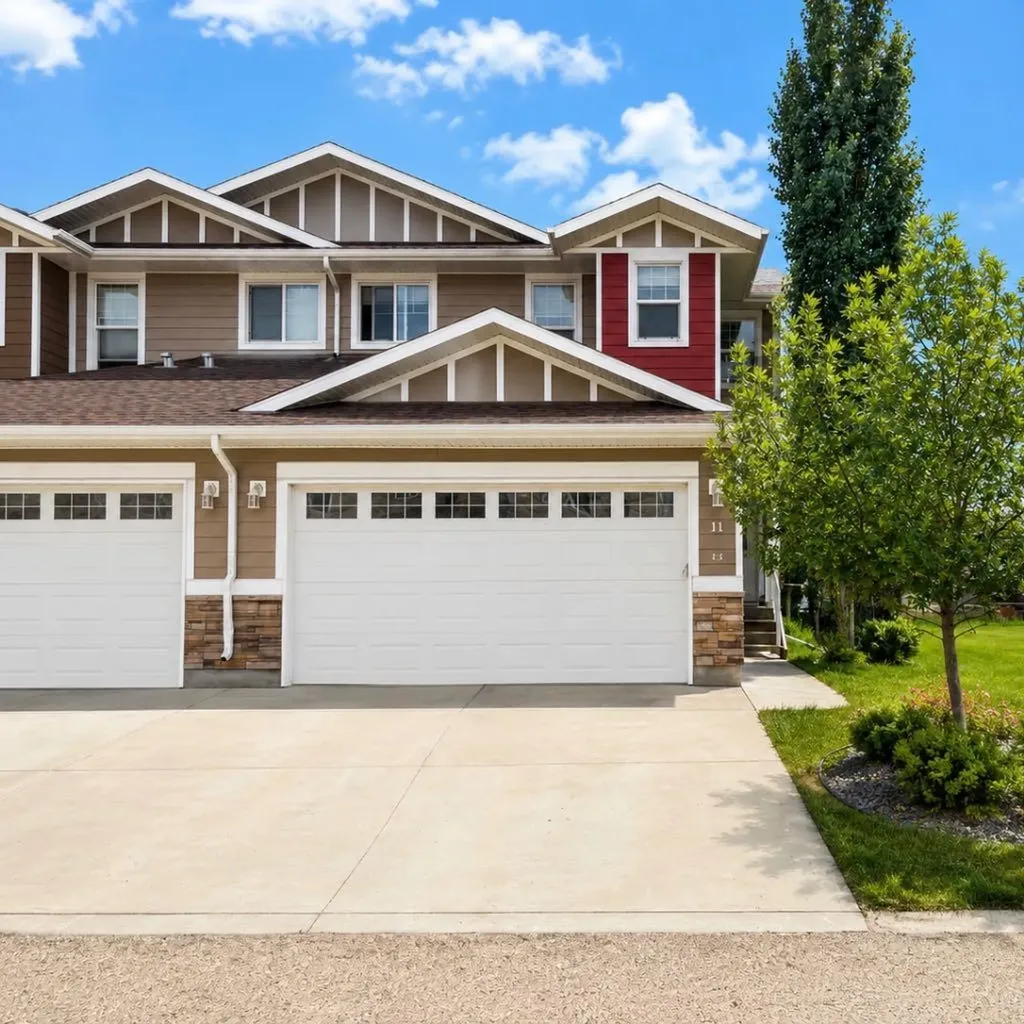 5905 71 Avenue Rocky Mountain House AB T4T0A6